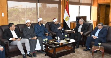رئيس جامعة قناة السويس يستقبل وفد الدعوة والإعلام الدينى بمجمع البحوث الإسلامية..صور