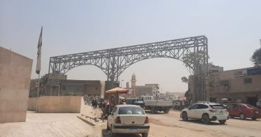 الدولة تحول منطقة شق الثعبان لمدينة متكاملة لتصنيع الرخام والجرانيت.. إنشاء مصنع لتدوير مخلفات التصنيع.. تنفيذ طريق 7 كم رصف خرسانى يربط الأوتوستراد بالدائرى الأوسطى.. وتخصيص 10 آلاف متر للباعة.. صور