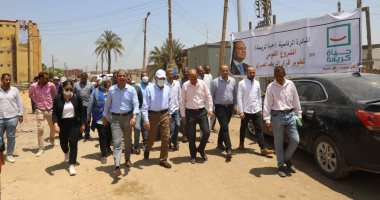 محافظ المنيا يتفقد مشروعات المبادرة الرئاسية "حياة كريمة "بمركز العدوة