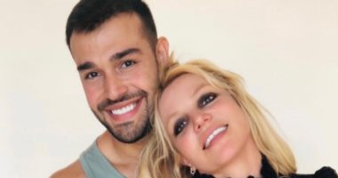 بريتني سبيرز تغازل زوجها: أنت حب حياتي وأتمنى ألا نقتل بعضنا قبل نهاية العام