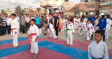 محافظ شمال سيناء يفتتح مهرجان "صيفك أحلى" فى العريش.. فيديو