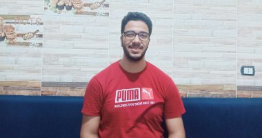 فرحة داخل منزل الأول ببنى سويف فى الثانوية العامة لمدارس المتفوقين للعلوم والتكنولوجيا.. حازم محمد: ترتيبى الأول على المدرسة والسادس على الجمهورية.. ويؤكد: لم أحصل على دروس خصوصية وسألتحق بكلية الطب.. صور
