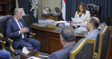 محافظ دمياط ومساعد وزير الصحة يبحثان مستجدات المبادرة الرئاسية للتشخيص عن بُعد