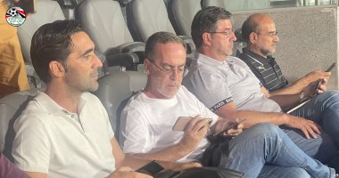 فيتوريا وجهاز المنتخب في مباراة الاتحاد السكندري والأهلي