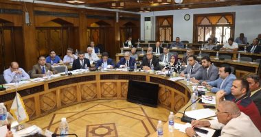 نقيب المهندسين: نطمح إلى تخفيض أعداد الملتحقين بكليات الهندسة سنويًّا