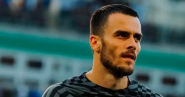 فرانكفورت يؤكد غياب فيليب كوستيك عن مواجهة الريال في السوبر الأوروبي
