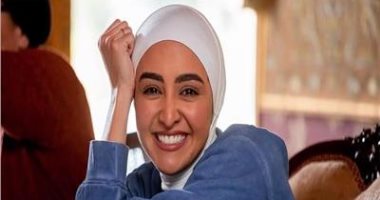 هلا رشدى تجيب على سؤال "ملوك الترند".. لماذا لم تتحدثى عن زوجك الطبيب؟