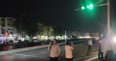 محافظة القاهرة تنفذ إشارات لعبور المشاة بالمحاور الجديدة حفاظا على أرواح المواطنين