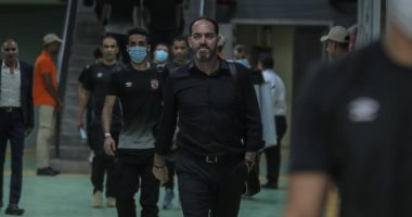 حافلة الأهلي تصل استاد برج العرب استعدادًا لمباراة المصري