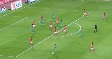 الانتصارات مستمرة.. الأهلي يهزم المصرى بهدفى ربيعة وحسام حسن ويصل للنقطة الـ62 بالدوري.. الأحمر يستعيد ثقة لاعبيه.. تغييرات سواريز تصنع الفارق.. واستمرار الدفع بالوجوه الشابة بعد تألقهم أمام زعيم الثغر