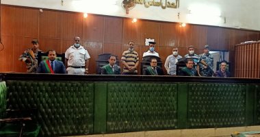 جنايات سوهاج تقضى بإعدام قاتل والده ووالدته وشقيقته وطفليها بالساطور