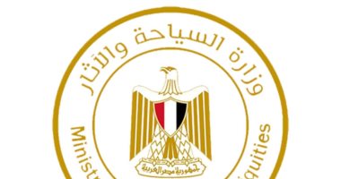 السياحة توضح حقيقة فيديو متداول حول إدخال العلم المصري لمنطقة آثار سقارة