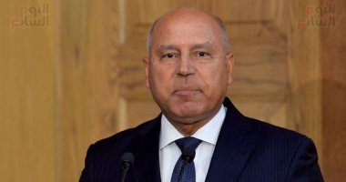 وزير النقل: الأتوبيس الترددي يستهدف القضاء على المواقف العشوائية بالطريق الدائري