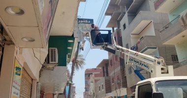 رفع 99 إعلانا ولوحة مضيئة بدون تراخيص من شوارع الشرقية