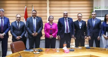 استعدادا لقمة المناخ.. وزيرة البيئة تستقبل وفد لجنة المناخ بتنسيقية الأحزاب