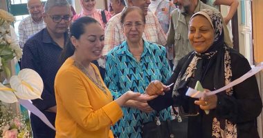 عميد "فنون جميلة" الإسكندرية تفتتح معرض "الكاهنة" بمقر الكلية