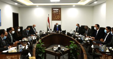 رئيس الوزراء يُتابع إجراءات زيادة التعاون البحري بين مصر ودولتي تونس والجزائر.. صور