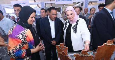 معرض وزارة التضامن "ديارنا" للحرف التراثية بالعلمين الجديدة يستقبل الزوار