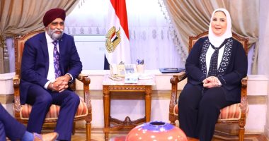 وزيرة التضامن تستعرض برامج الحماية الاجتماعية والتمكين الاقتصادى مع وزير التنمية الكندى