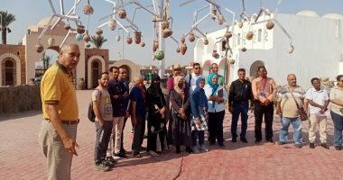 قرية الفواخير بالقاهرة تستقبل وفد اليونسكو للتعرف على الحرف التراثية