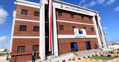 قطار التنمية يصل قرى برج العرب غرب الإسكندرية.. الإنتهاء من 27 مشروعاً ضمن مبادرة حياة كريمة.. نسبة التنفيذ تصل إلى 68% .. والمحافظ يؤكد: رسالة قوية بأن المواطن على رأس اهتمامات الدولة.. صور