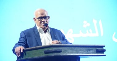 محافظ بورسعيد يكرم المتفوقين رياضياََ خلال مؤتمر الشباب الشهرى.. صور