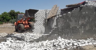 إزالة 269 حالة تعد على أراض زراعية وأملاك دولة بأسيوط 