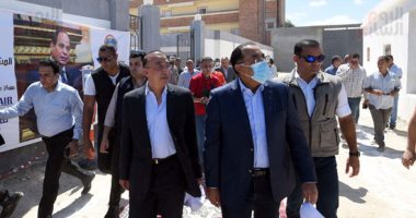 رئيس الوزراء يستهل زيارته للإسكندرية بتفقد قرى حياة كريمة 