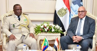 وفد من جمهورية القمر يزور العربية للتصنيع لبحث التعاون المشترك 