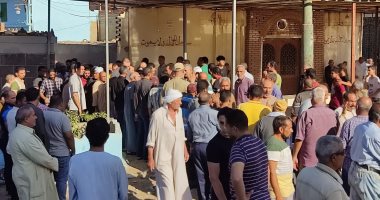تشيع جثمان طفل لقى مصرعه فى انهيار جدار دار مناسبات مهجورة ببنها