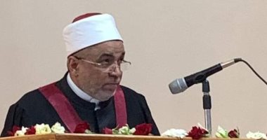 وزير الأوقاف يهنئ الشيخ جابر طايع لحصوله على درجة الدكتوراه.. صور