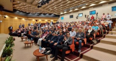 رئيس جامعة بنها: الرئيس السيسى يولى ملف علوم الفضاء اهتماما كبيرا