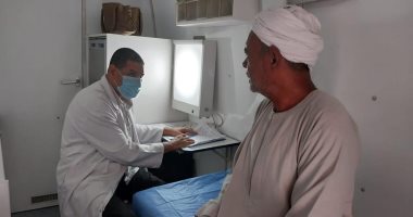 الكشف على 988 مواطنا فى قافلة طبية مجانية بقرية عزبة البوصة ضمن حياة كريمة بقنا