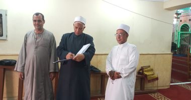 وكيل أوقاف الإسكندرية يتفقد مساجد إدارتى وسط وشرق