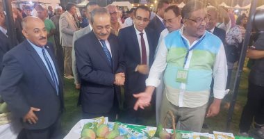 محافظ الإسماعيلية: إقامة مهرجان المانجو سنويا لجذب الاستثمار الزراعى والتصدير