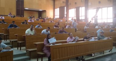 رئيس مياه سوهاج يشكر الجامعة بعد انتهاء اختبارات المتقدمين لمسابقات التوظيف
