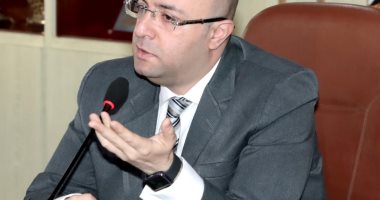 محافظ بنى سويف يحقق فى مخالفات وتقصير فى العمل رصدتها لجان المرور الميدانى