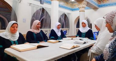 الأوقاف تعقد أول 4 مقارئ قرآنية للسيدات المتقنات لحفظ القرآن الكريم.. صور