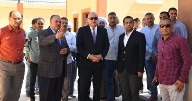 محافظ قنا يتفقد مجزر المنيرة الحديثة تمهيدا لتشغيله قريبا.. صور