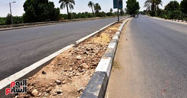 "توسعة وتشجير وإضاءة" تفاصيل تجميل طريق المراسى بالأقصر.. رفع كفاءة ميدان نافورة البغدادى لخدمة الحافلات السياحية.. التوسعة من 6 لـ12 مترا بعرض 3 حارات.. المشروع ينتهى العام الجارى بعد تبطين ترعة البغدادى.. صور