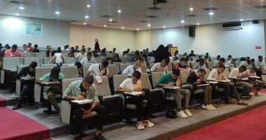 الرعاية الصحية بالأقصر تعلن بدء اختبارات القبول بالمعاهد الفنية للتمريض.. صور