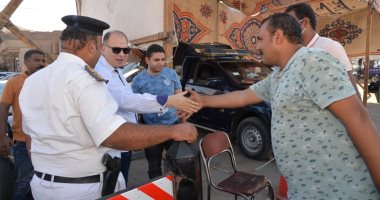 محافظ أسيوط يتفقد تمركزات أمنية فى ختام الاحتفال السنوى لدير السيدة العذراء