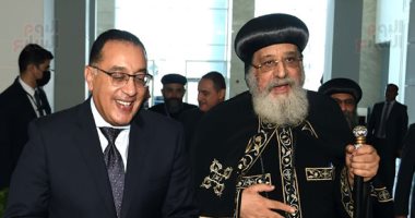 رئيس الوزراء يلتقى البابا تواضروس الثانى و90 شابا بملتقى لوجوس الثالث 2022