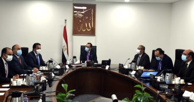 رئيس الوزراء يتابع الموقف التنفيذى للمشروع القومى لتجميع وتصنيع مشتقات البلازما.. مدبولي: المشروع يحظى بمتابعة واهتمام كبير من الرئيس السيسى بهدف الارتقاء بمستوى الرعاية الصحية المقدمة لمختلف المواطنين