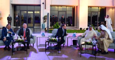 لقاء العلمين يدشن مرحلة جديدة فى العمل العربى المشترك.. الأمن والاستقرار يتصدران أجندة المباحثات.. أمن الخليج والتصدى للصراع الإقليمى على "كعكة" النفوذ فى دولنا أولوية.. قضية فلسطين وأزمة ليبيا الأكثر حضورا