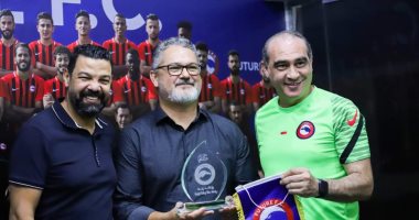 مدرب المنتخب الأولمبى يزور فيوتشر ويجتمع بـ على ماهر والسقا.. صور