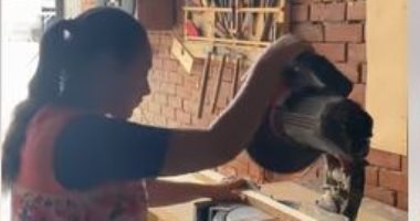 شاهد الأسطى ماريانا النجارة: الصنعة للست زى الراجل والزبائن بيطلبونى بالاسم