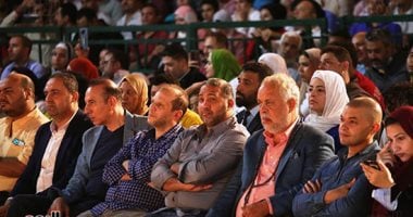 أشرف زكى والمخرج رؤوف عبد العزيز فى حفل ياسين التهامى بمهرجان القلعة.. صور