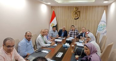 اجتماع تنسيقى بين هيئة التأمين الصحى الشامل وهيئة الرعاية الصحية بالأقصر.. صور