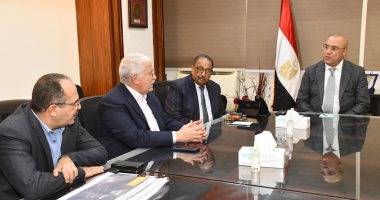 وزير الإسكان يكشف نسب تنفيذ مشروع سد ومحطة "جوليوس نيريرى" بتنزانيا.. الجزار: المشروع تتم متابعته بشكل دورى من الرئيس السيسي.. ويجسد قدرة وإمكانات الشركات المصرية فى تنفيذ المشروعات الكبرى خاصة فى قارة أفريقيا